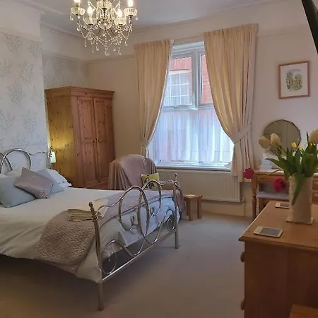 Boulmer 4* Whitby